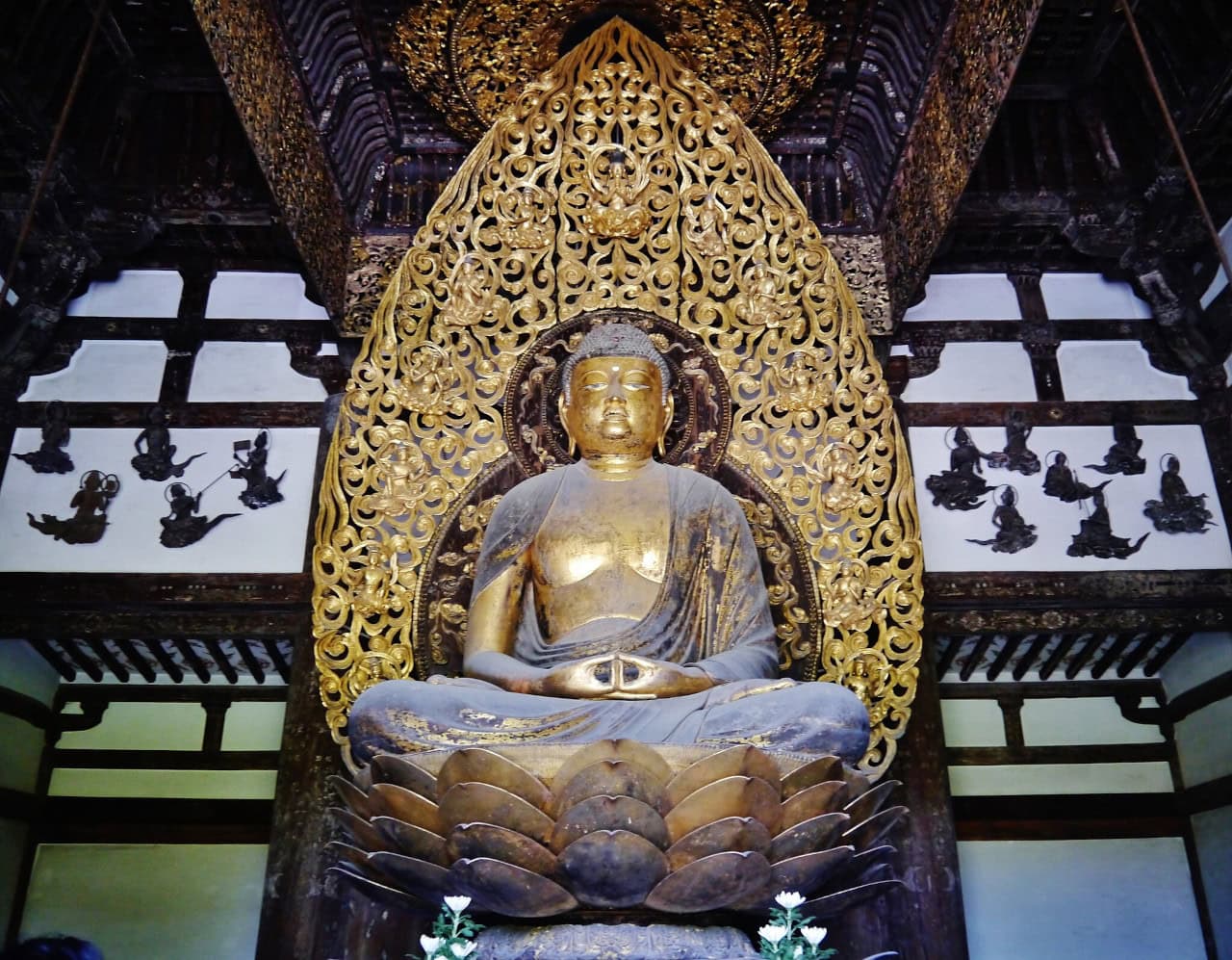 Amida beeld van Byōdō-in