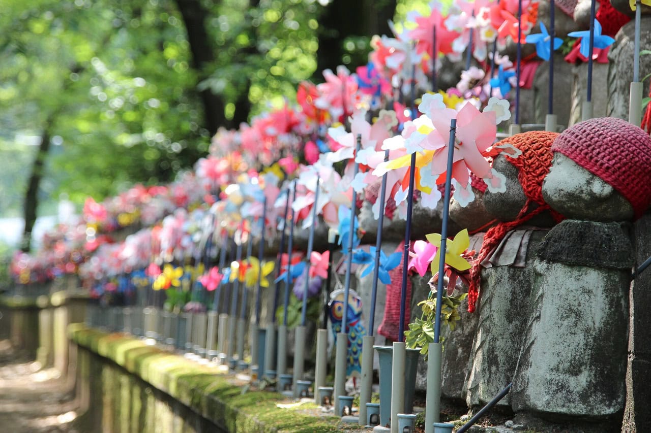 Jizō beeldjes van Zōjō-ji