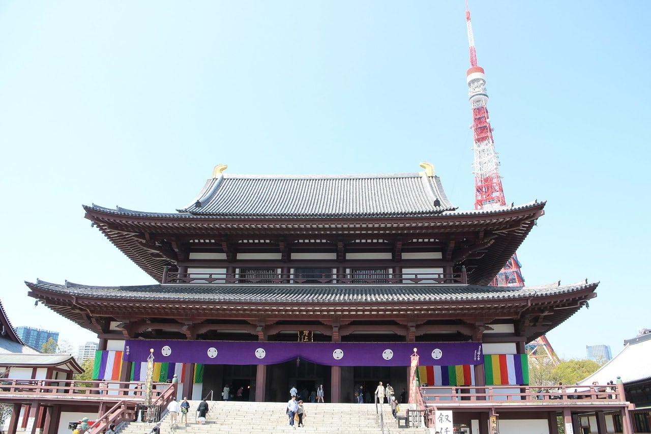 Zōjō-ji en de Tokyo Tower